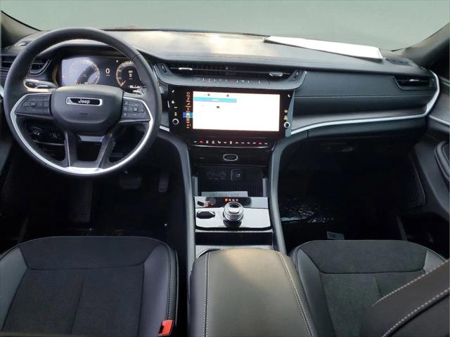 2026 Jeep Grand Cherokee L Altitude 4x4