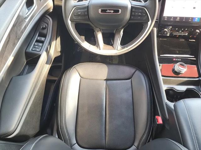 2025 Jeep Grand Cherokee L Limited 4x2
