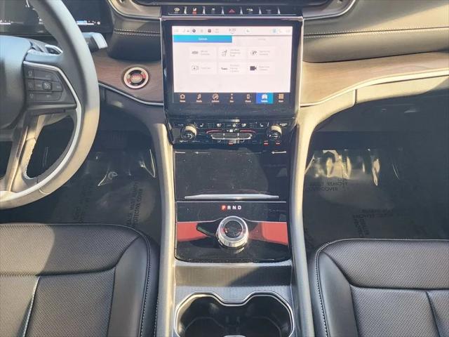 2025 Jeep Grand Cherokee L Limited 4x2