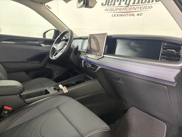 2025 Volkswagen Tiguan 2.0T SE