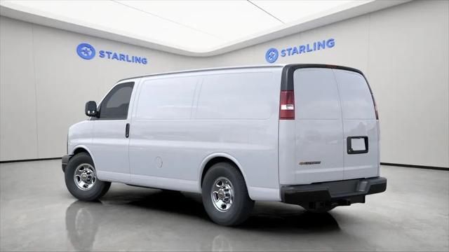 2026 Chevrolet Express Cargo Van 2500 Regular Wheelbase, WT, RWD