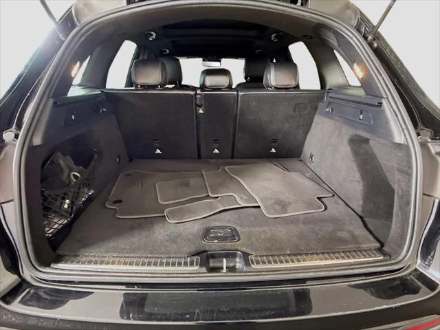 2022 Mercedes-Benz GLC SUV