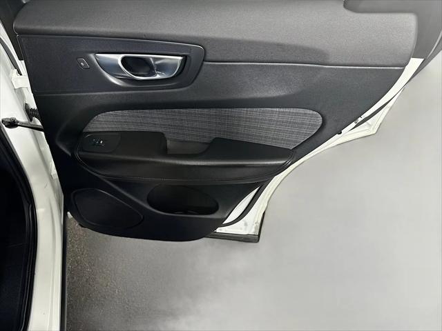 2023 Volvo XC60 B5 Core