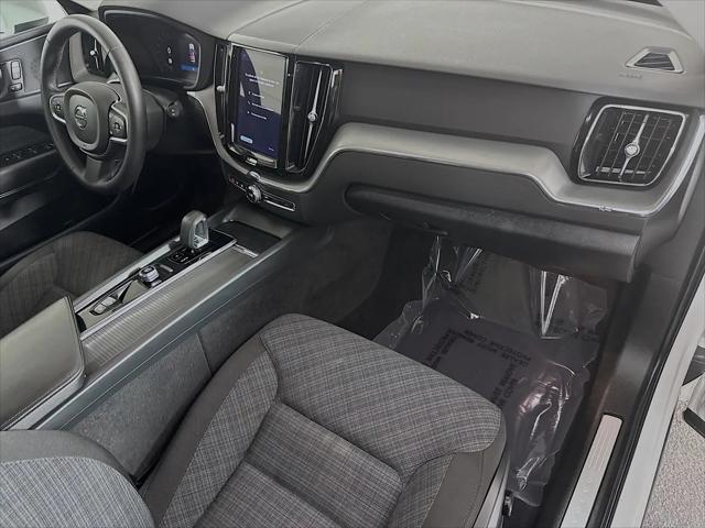 2023 Volvo XC60 B5 Core