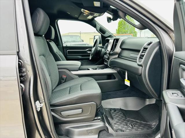 2026 Ram 1500 Big Horn Crew Cab 4x4 64 Box