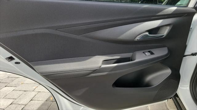 2026 Buick NV Sport Touring FWD
