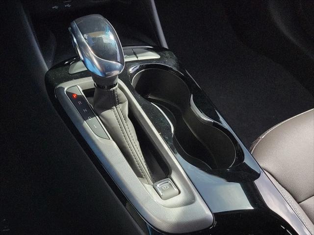2026 Buick NV Sport Touring FWD