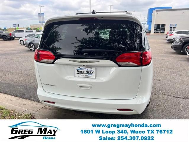 2021 Chrysler Voyager LXI