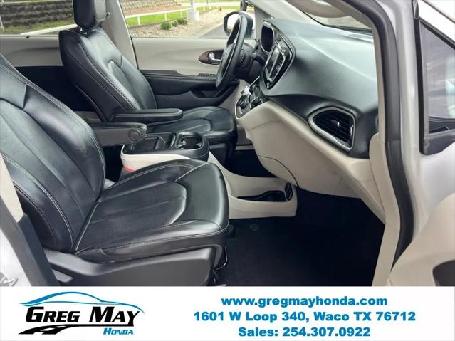 2021 Chrysler Voyager LXI