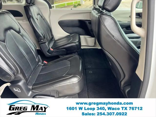 2021 Chrysler Voyager LXI
