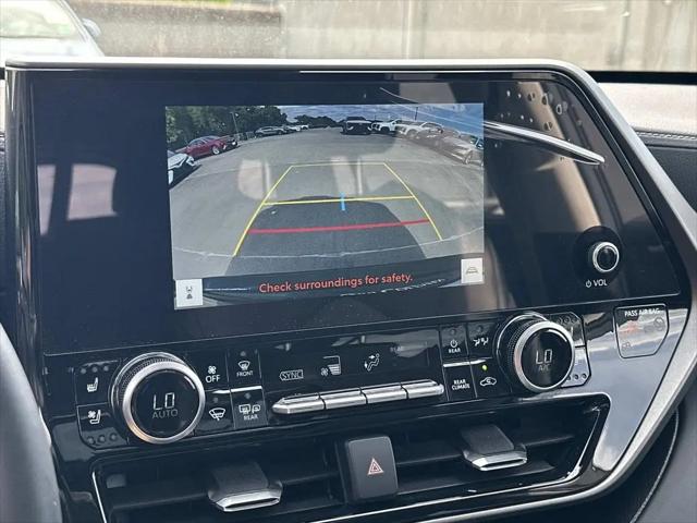 2025 Toyota Highlander Hybrid Limited