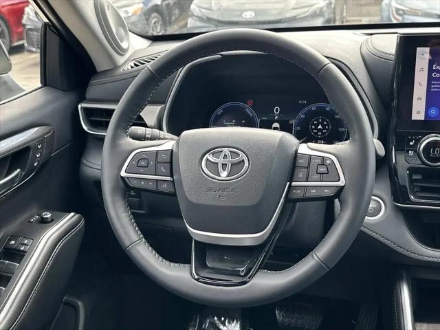 2025 Toyota Highlander Hybrid Limited