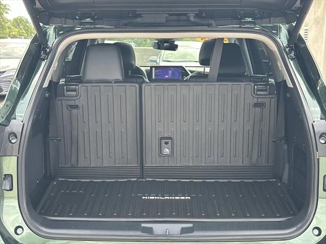 2025 Toyota Highlander Hybrid Limited
