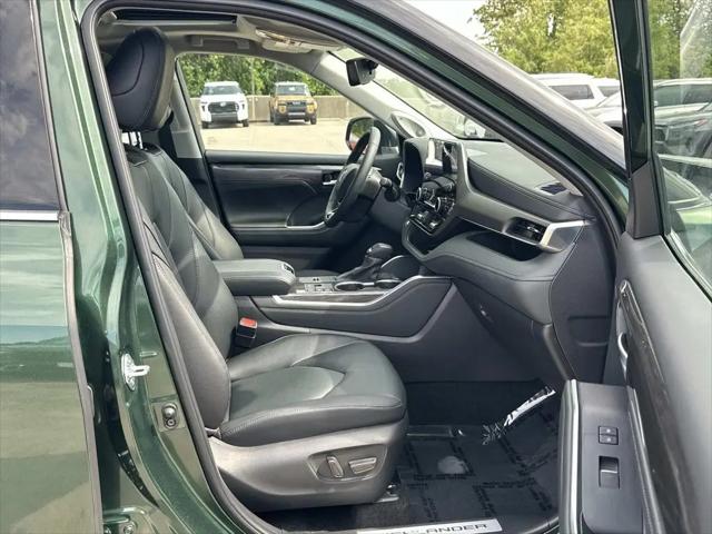 2025 Toyota Highlander Hybrid Limited