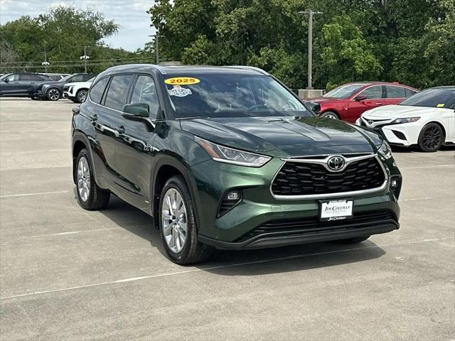 2025 Toyota Highlander Hybrid Limited