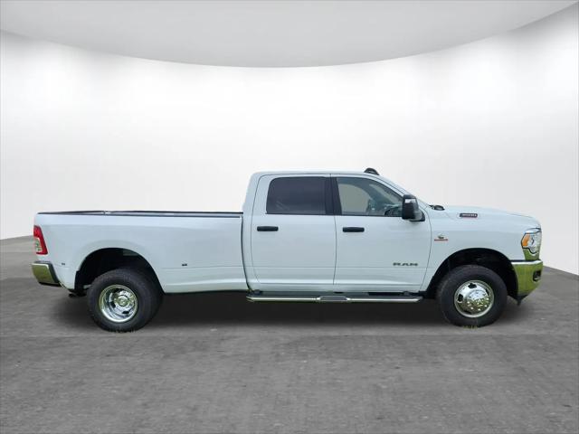 2024 Ram 3500 Big Horn Crew Cab 4x4 8' Box