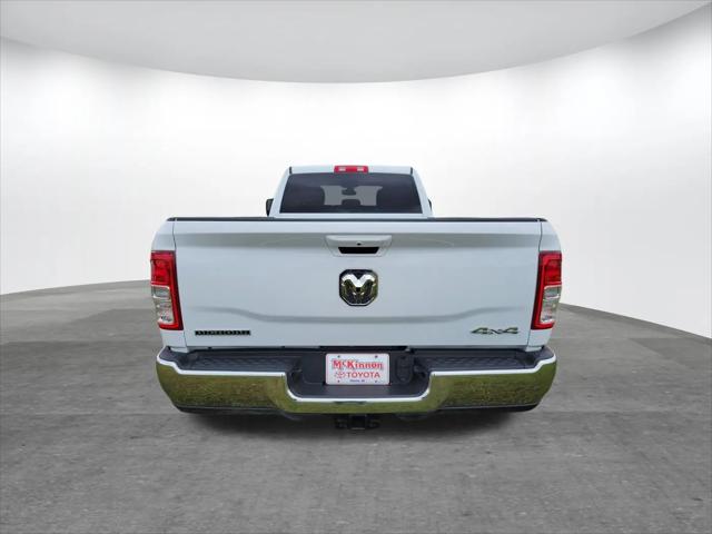 2024 Ram 3500 Big Horn Crew Cab 4x4 8' Box
