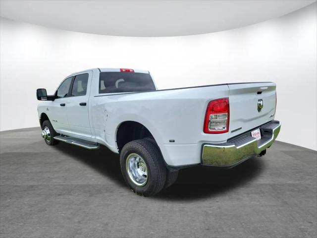 2024 Ram 3500 Big Horn Crew Cab 4x4 8' Box