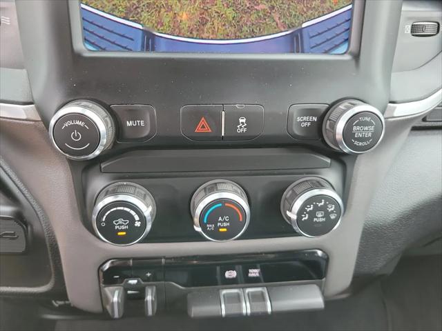 2024 Ram 3500 Big Horn Crew Cab 4x4 8' Box