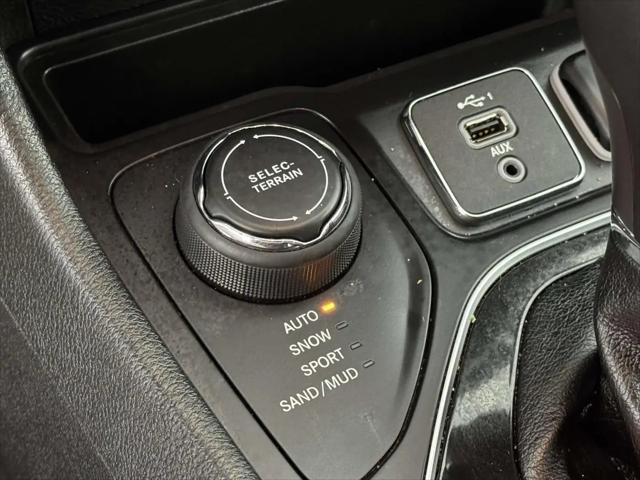 2023 Jeep Cherokee Altitude Lux 4x4