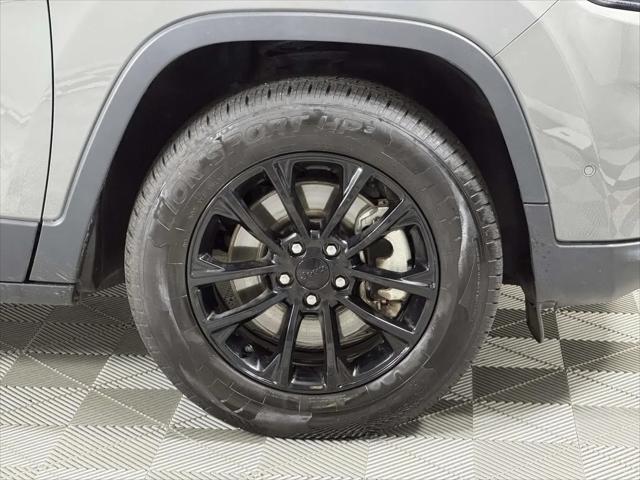 2023 Jeep Cherokee Altitude Lux 4x4