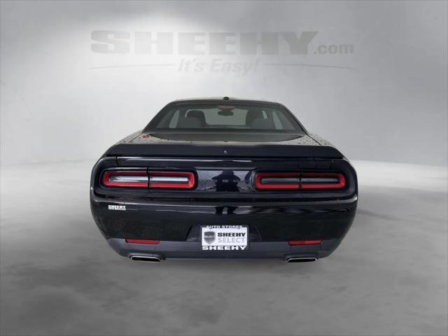 2022 Dodge Challenger SXT