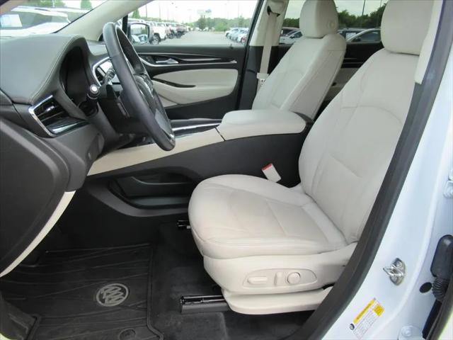 2023 Buick Enclave Essence FWD