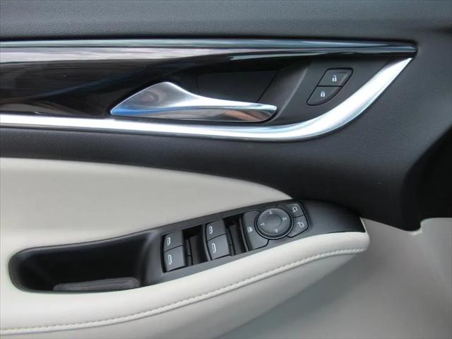 2023 Buick Enclave Essence FWD