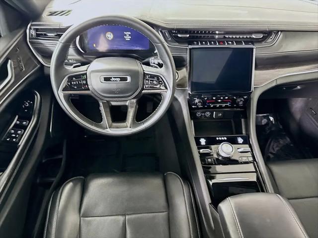 2023 Jeep Grand Cherokee Overland 4x4