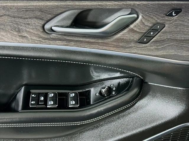 2023 Jeep Grand Cherokee Overland 4x4