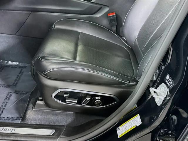 2023 Jeep Grand Cherokee Overland 4x4
