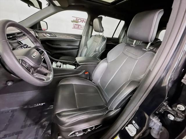 2023 Jeep Grand Cherokee Overland 4x4