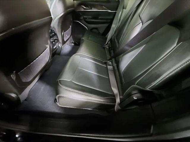 2023 Jeep Grand Cherokee Overland 4x4