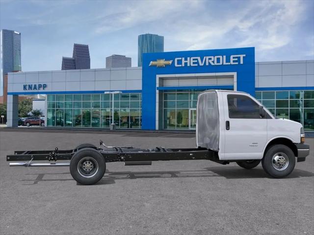 2026 Chevrolet Express Cutaway Work Van