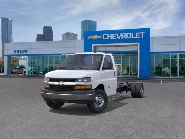 2026 Chevrolet Express Cutaway Work Van