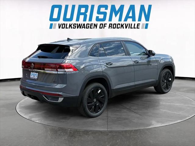 2026 Volkswagen Atlas Cross Sport SE with Technology
