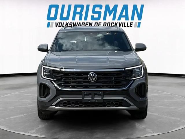2026 Volkswagen Atlas Cross Sport SE with Technology