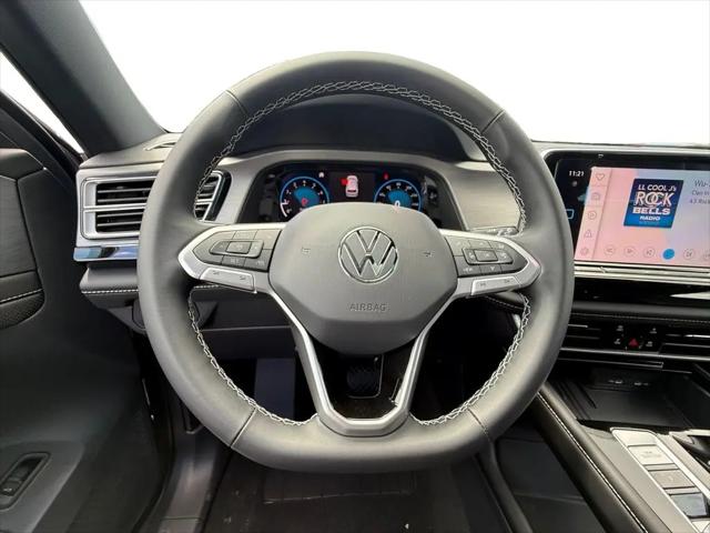 2026 Volkswagen Atlas Cross Sport SE with Technology