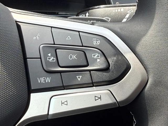 2026 Volkswagen Atlas Cross Sport SE with Technology