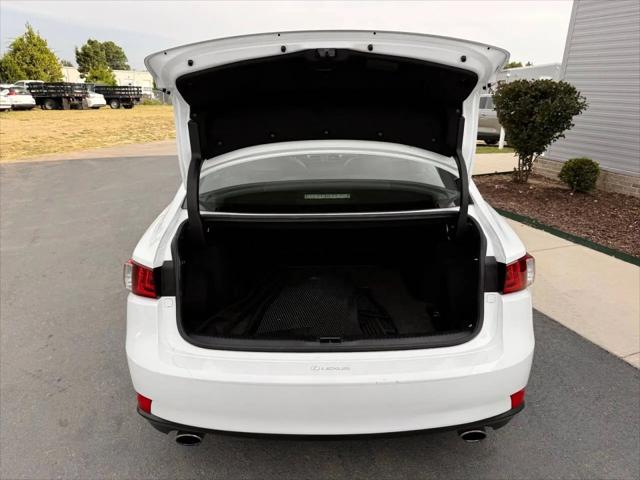2016 Lexus IS 200t IS 200t
