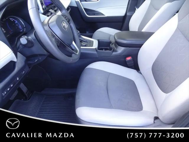 2024 Toyota RAV4 Hybrid XLE