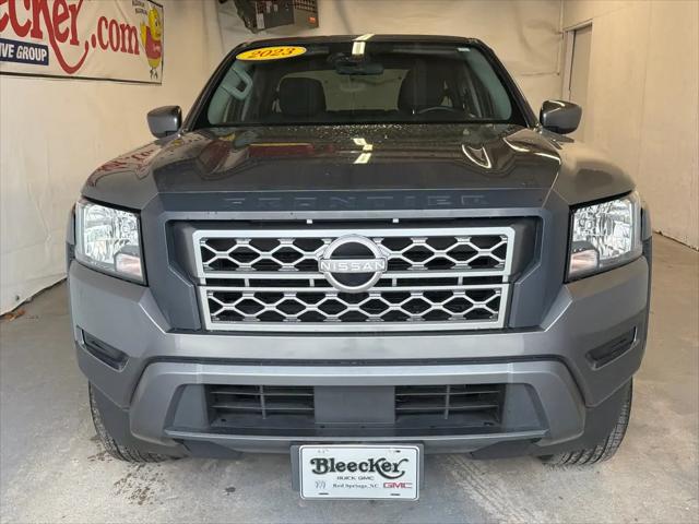 2023 Nissan Frontier Crew Cab SV 4x2