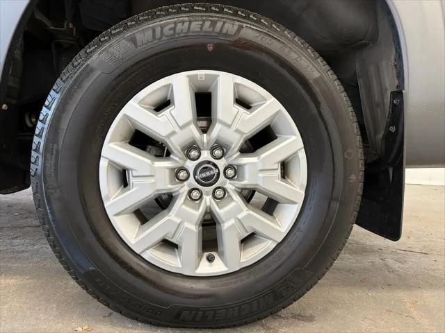 2023 Nissan Frontier Crew Cab SV 4x2