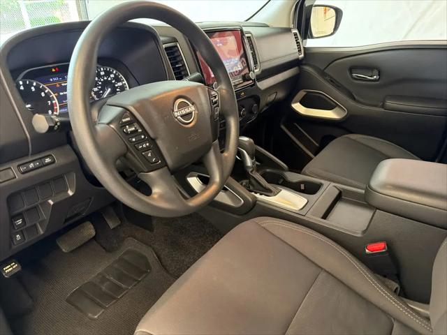 2023 Nissan Frontier Crew Cab SV 4x2