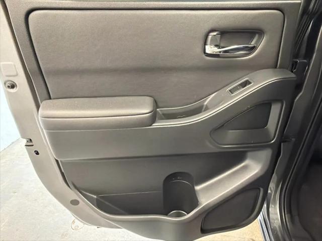 2023 Nissan Frontier Crew Cab SV 4x2