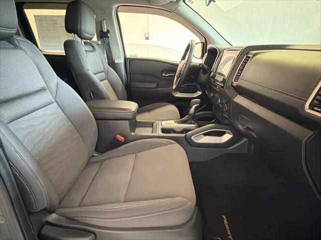 2023 Nissan Frontier Crew Cab SV 4x2