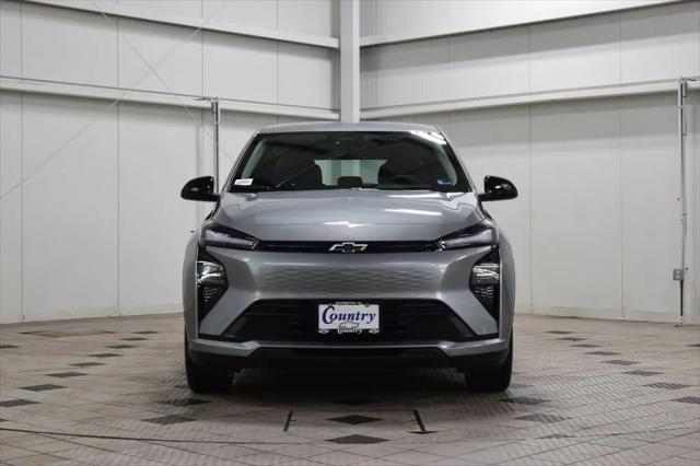 2027 Chevrolet Bolt LT FWD