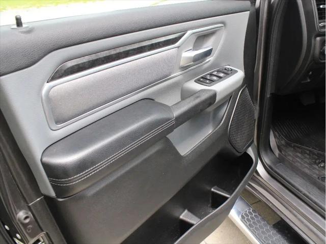 2020 Ram 1500 Big Horn Crew Cab 4x4 5'7" Box