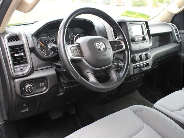 2020 Ram 1500 Big Horn Crew Cab 4x4 5'7" Box