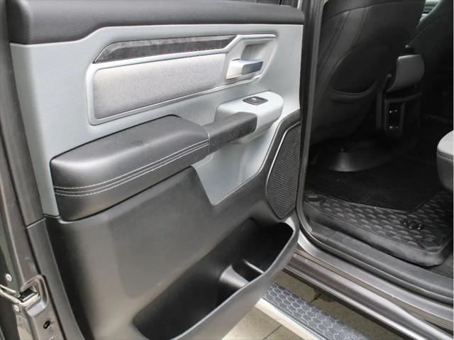2020 Ram 1500 Big Horn Crew Cab 4x4 5'7" Box
